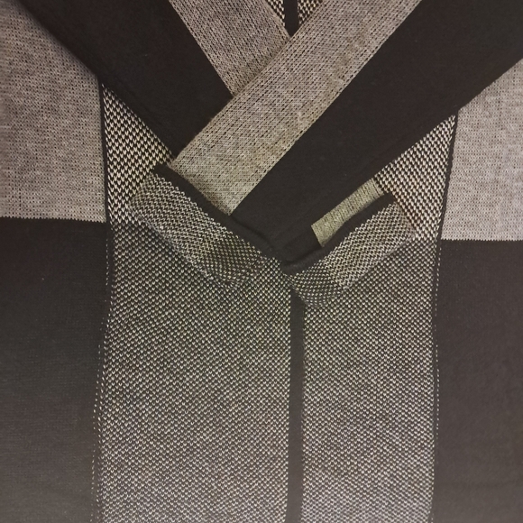 Womens 2X Kristin Nicole black and gray cardigan - Picture 2 of 5